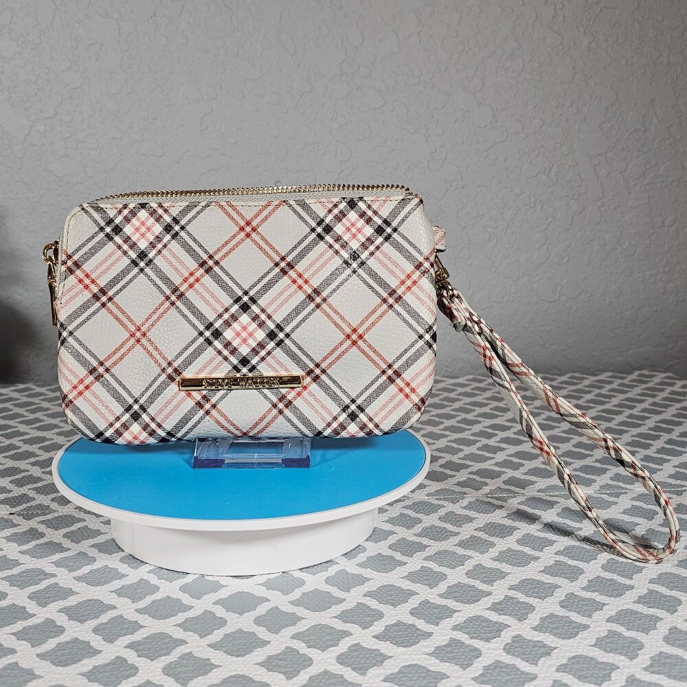 Steve Madden Plaid Wristlet EUC Like NEW